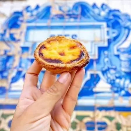 Bellarosa Flat In Bairro Alto By Homeful Homes * Lisboa