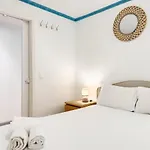Bellarosa Flat In Bairro Alto By Homeful Homes リスボン