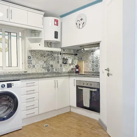 Bellarosa Flat In Bairro Alto By Homeful Homes Апартаменти Лісабон