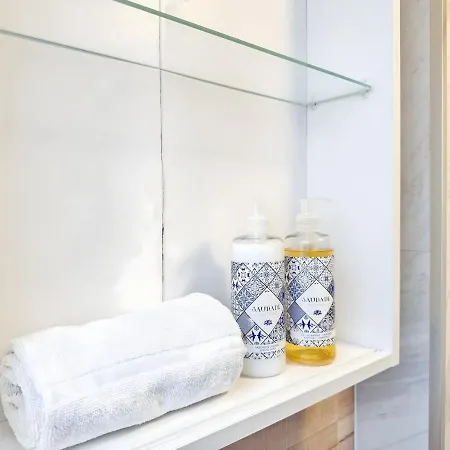 Bellarosa Flat In Bairro Alto By Homeful Homes Apartment Lissabon